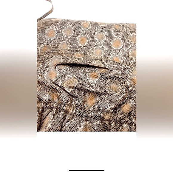 HOBO INT. PROSE - Picture 4 of 6